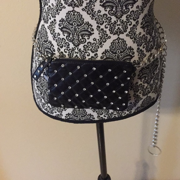 Beautiful Rhinestone Waist Chain Belt/Bag - Picture 1 of 4